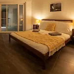 Big Modern Flat