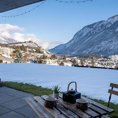 Big Modern Flat * Veyras