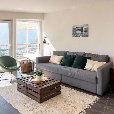 Big Modern Flat